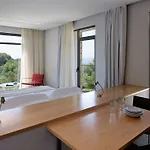 Hotel Leivatho 4*