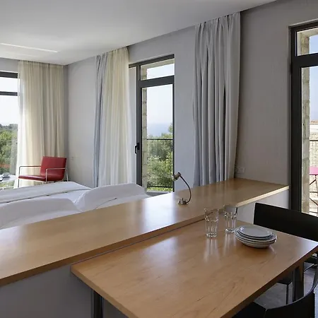 Leivatho Hotell Svoronata