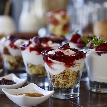 מלון Leivatho סבורונטה