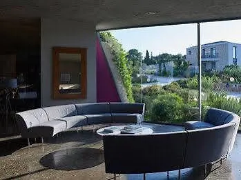 Leivatho סבורונטה