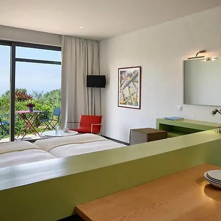 Hotell Leivatho 4*