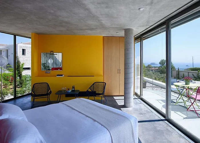 Leivatho Hotel Svoronata