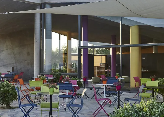 Leivatho 4* سفوروناتا