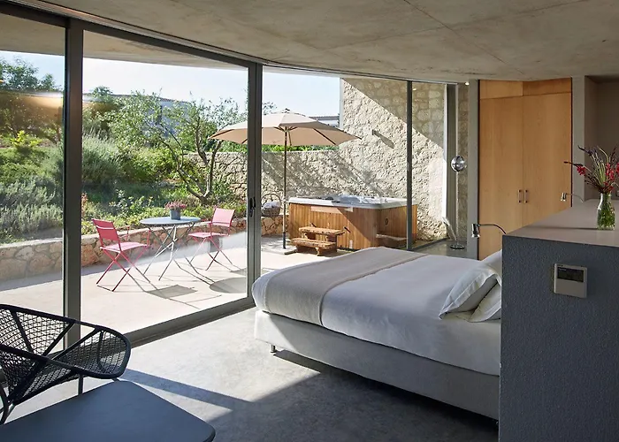 מלון Leivatho סבורונטה