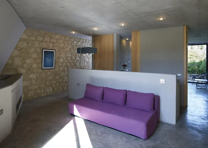 מלון Leivatho 4*